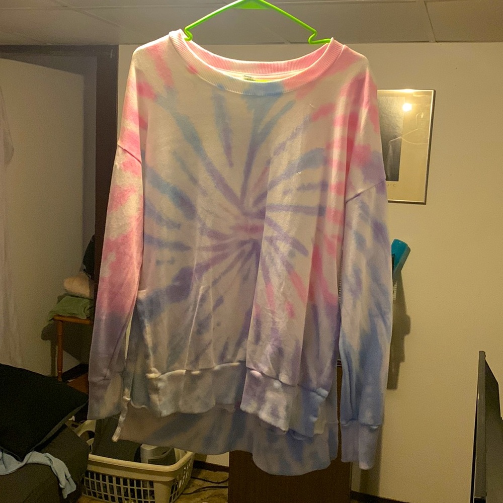 Soft inside , snug, tie-dye